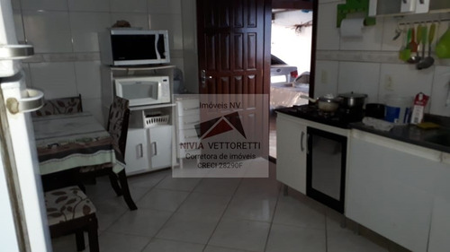 Casa A Venda No Bairro Ingleses Do Rio Vermelho Em - 3285-1