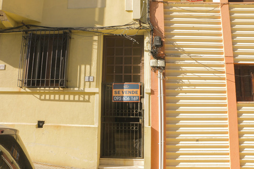 Imagen 1 de 13 de Excelente! Venta De Apartamento A (metros De La Rambla)!!!