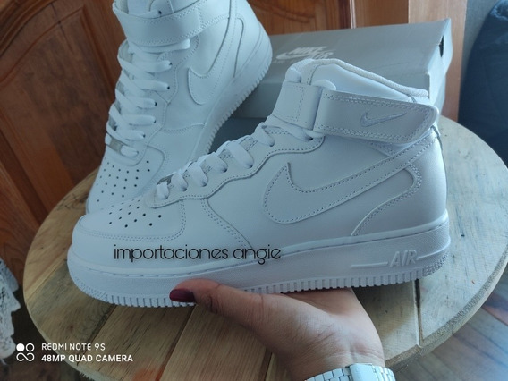 tenis nike bota hombre blancos