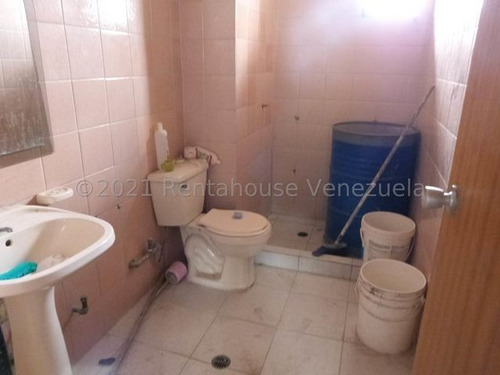 Imagen 3 de 5 de Edificio De 4 Pisos En Venta En Las Mayas Mls #22-19022