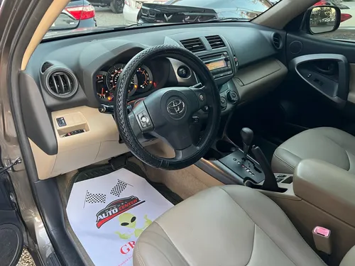 Oportunidad Toyota Rav4 4x4 2012
