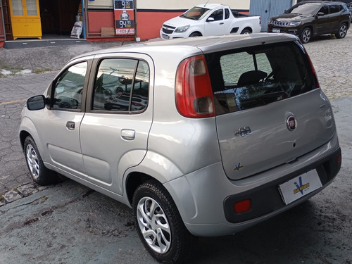 Fiat Uno 1.0 EVO VIVACE 8V FLEX 4P MANUAL