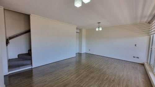 Cómodo Y Amplio Departamento Duplex Con Vista Al Rio