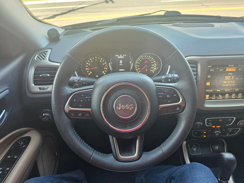 Jeep Compass 2.0 16V FLEX LONGITUDE AUTOMÁTICO