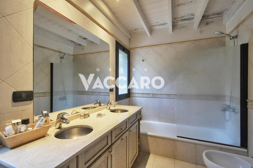 Imagen 17 de 23 de Casa Venta Parque Leloir