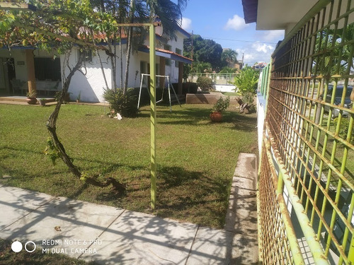 Imagen 15 de 26 de Se Ofrece En Venta Linda Y Amplia Casa En Higuerote Ciudad Balneario