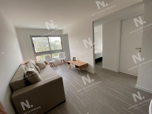 Imagen 3 de 12 de Hermoso Departamento En Torre De Categoria. - Punta Del Este Roosevelt