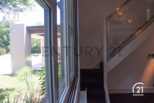 Venta Casa 8 Amb En San Jorge Village Country Club