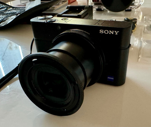 Sony Cybershot Rx 100 M3 Con Carcasa Submarina