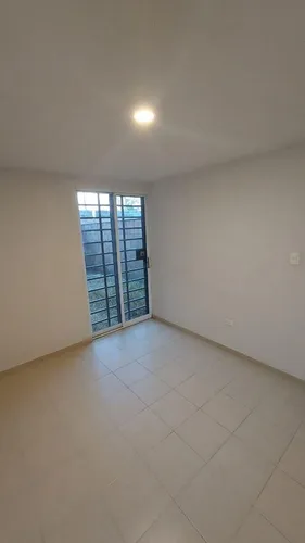 Casa En Venta En San Francisco Ocotlan, Puebla. Sh05