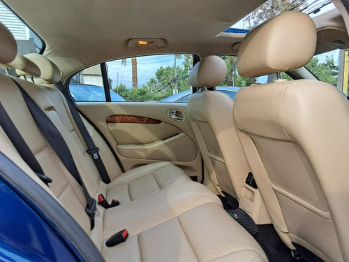 Jaguar S-Type V8 4.2