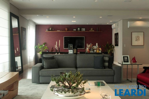 Imagem 10 de 15 de Apartamento - Campo Belo - Sp - 525468