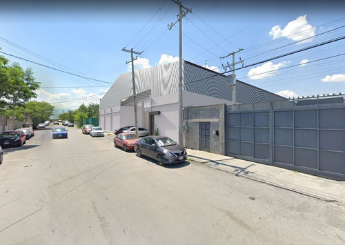 Bodega Remodelada En Escobedo En Renta