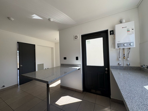 Arriendo Amplias Casas Condominio Praderas Curamonte