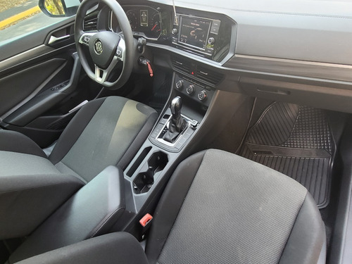 Imagen 6 de 8 de Volkswagen Jetta Comfortline 1.4 Automatico Tiptronic