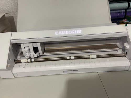 Cameo 4 Plus Plotter Corte 35.6cm Blanco