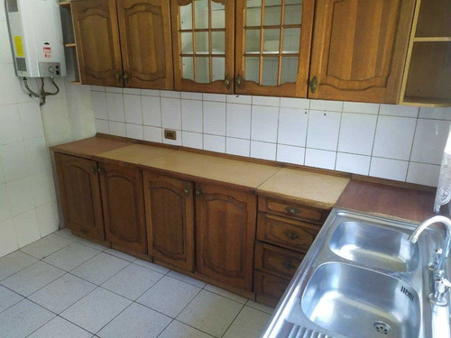 Casa En Sector Residencial Cercano A Metro Trinidad