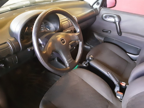Imagem 12 de 15 de Chevrolet - Corsa Classic 1.0 Ano 2003