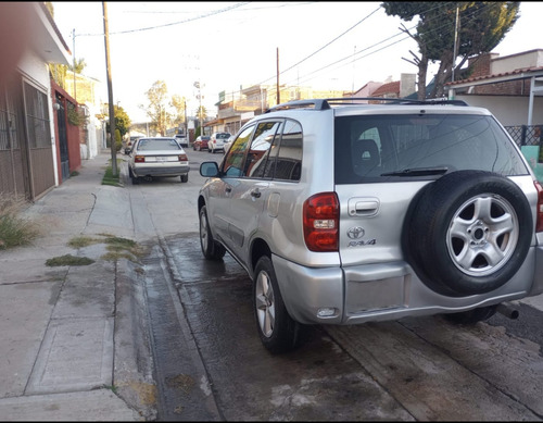 Bonita Y Conservada Rav 4 2004 4 Cilindros ,todo Le Trabaja