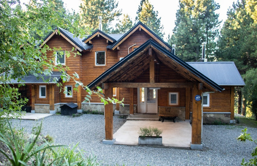 Imagen 2 de 30 de Alquiler Turistico En San Martin De Los Andes. Gran Casa De Montaña Amplia Comodidad Hasta 10 Personas.
