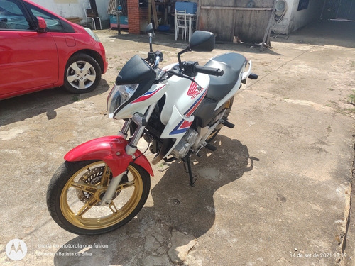 Imagem 3 de 9 de Honda Cb 300r Limited Abs