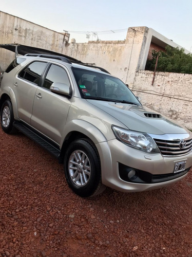 Toyota Sw4 3.0 Srv Cuero I 171cv 4x4 5at 2013
