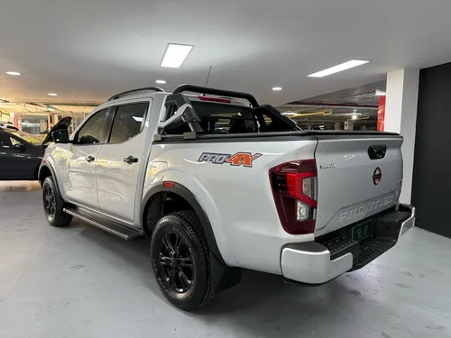 Nissan Frontier 2.5 Pro4X 4X4 At
