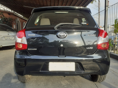 Imagem 4 de 7 de Toyota Etios 2013 1.3 16v Xs 5p