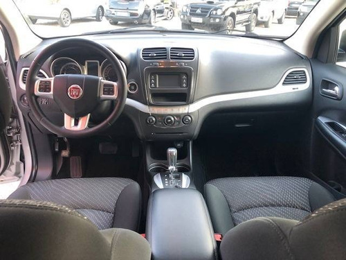 Fiat Freemont Emotion 2.4 Automático