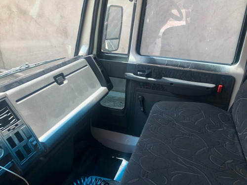 Ford Cargo 815 Plataforma