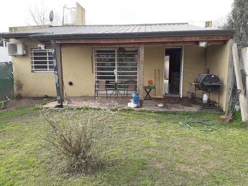 Casa Venta 2 Dormitorio 1 Baño 2 Cocheras128.94 Mts 2 Cubiertos - Villa Parque Sicardi