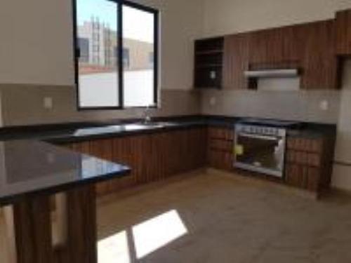 Imagen 6 de 12 de Casa Sola En Renta Hacienda Valbuena