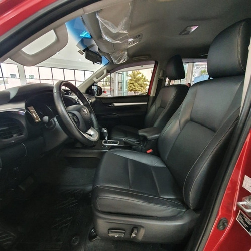 Imagem 8 de 12 de Hilux Srv 2.7 4x4 Flex Aut.