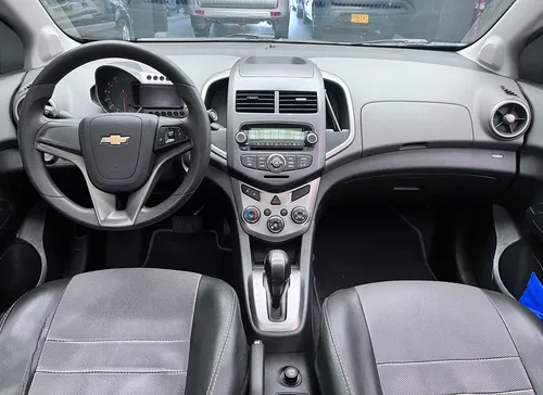 Chevrolet Sonic 1.6 Lt 5 p