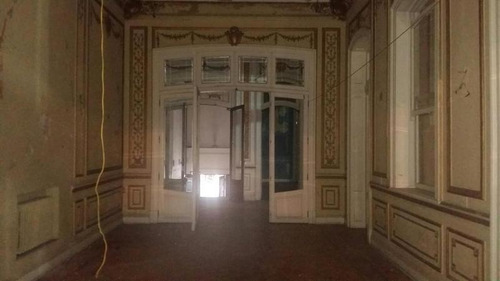 Imagen 2 de 5 de Avenida Belgrano Al 1800 Y Avenida Entre Ríos 1700 M2 Sin Expensas