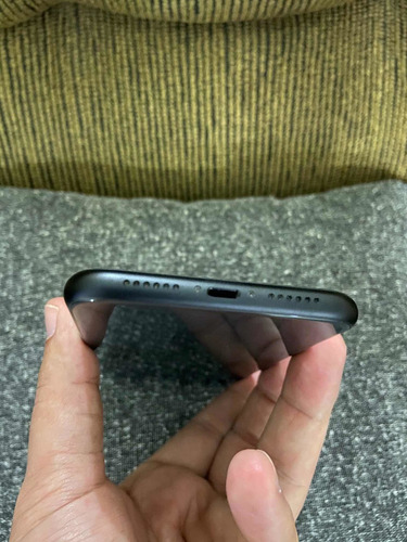 iPhone XR 128gb Preto, Tela Retina 6,1 + Câmera 12mp