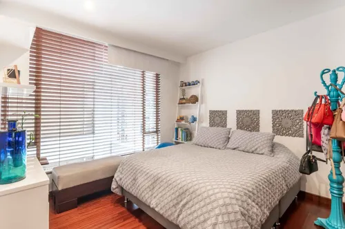 Apartamento En Venta En San Patricio. Cod V8112
