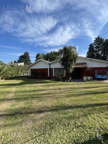 Imagen 2 de 30 de Casa En Venta 5 Amb En Parque Leloir