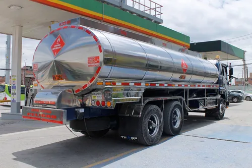 Camión Chevrolet Tanque Fvz Modelo 2020