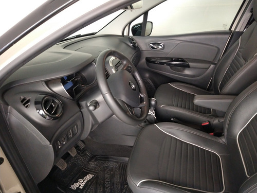 Renault Captur Intense 2.0 Manual