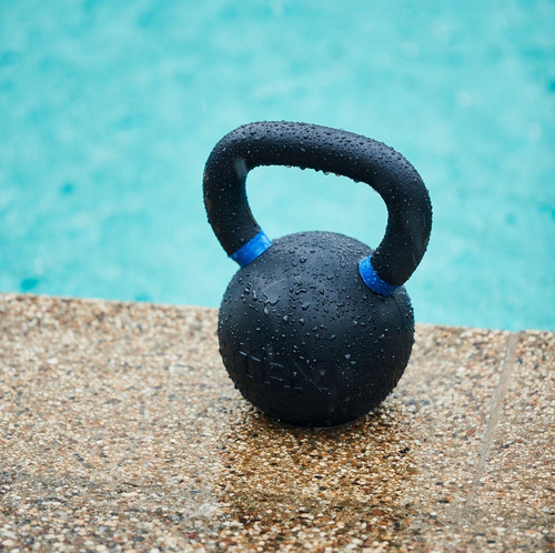 Imagen 2 de 6 de Trx Pesa Rusa Rubber (cubierta De Hule) 6kg