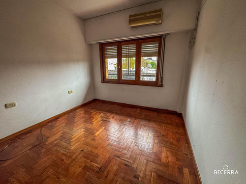 Departamento En Venta En William Morris - Oportunidad A Metros De La Estación