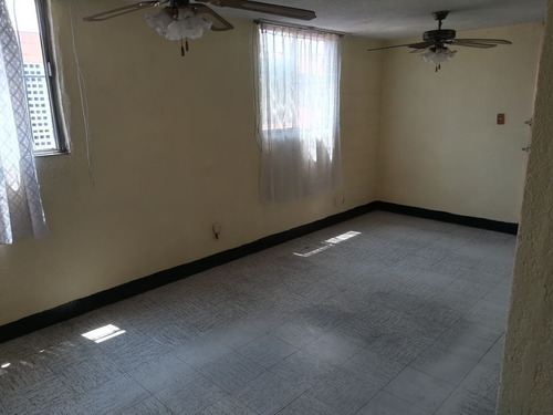 Imagen 2 de 18 de Atractivo Departamento En Zona Oriente