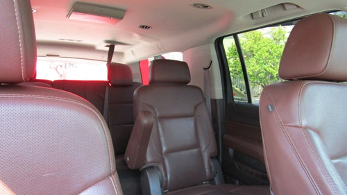 Imagen 12 de 14 de Chevrolet Suburban 5.3 Lt V8 Piel 2da Cubo At