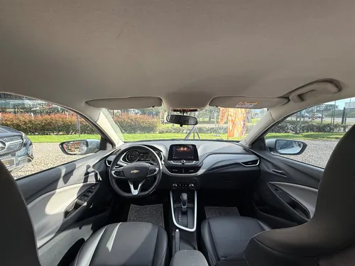 Chevrolet Onix 1.0T Premier Hatch At