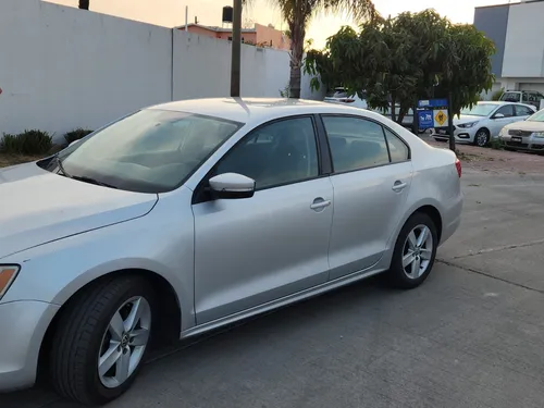 Volkswagen Jetta 2.5 Style Active At
