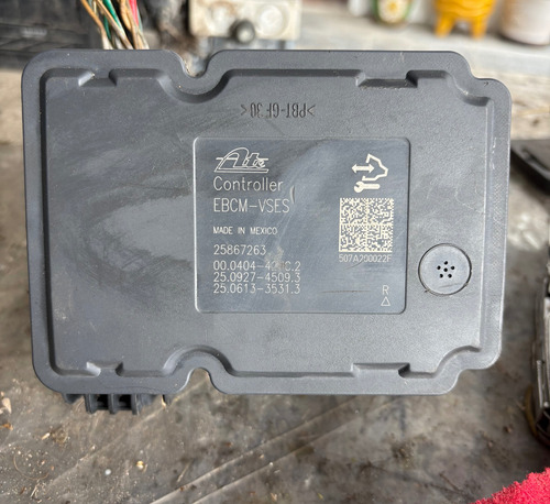 Modulo Abs Captiva Saturn Vue 2008 25867265 / 25867263 (Usado)