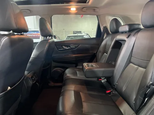 Nissan X-Trail 2.0 Exclusiv 2 Row Hybrid