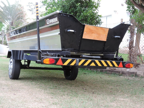 Imagem 4 de 13 de Barco De Alumínio Bico Fino 6 Metros + Carreta