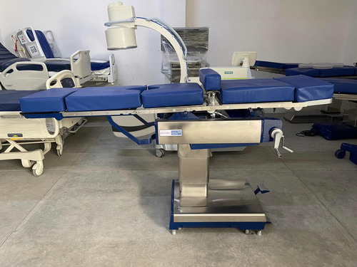 Mesa De Cirugía Manual Amsco 2080 Hidráulica (Usado)